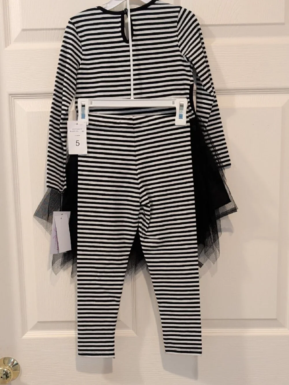 Adorable Bonnie Jean Black Cat outfit with striped leggings Size 5 New with Tags